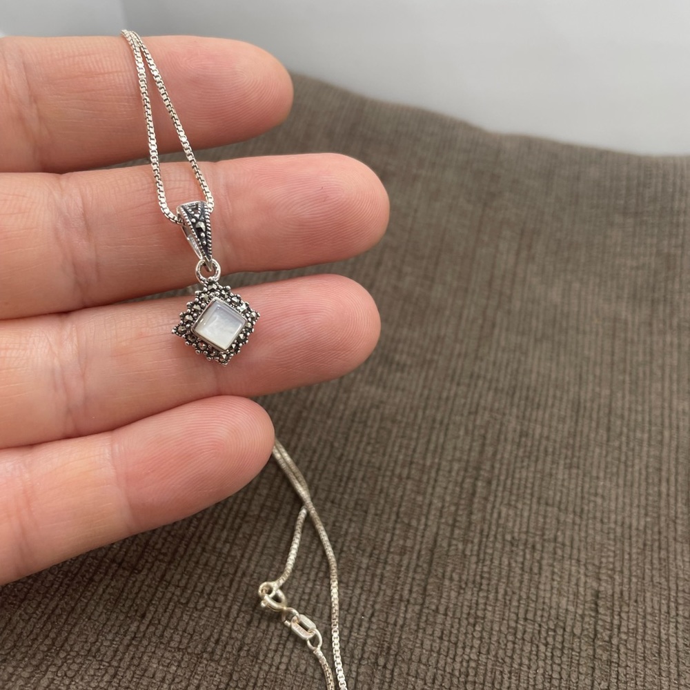 Sterling silver mother of pearl necklace